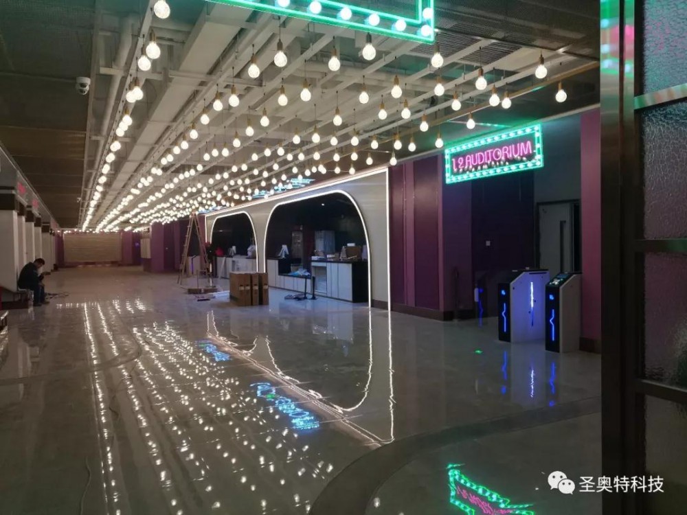 上海利美華胤影城成功安裝圣奧特SAT-022閘機(jī)