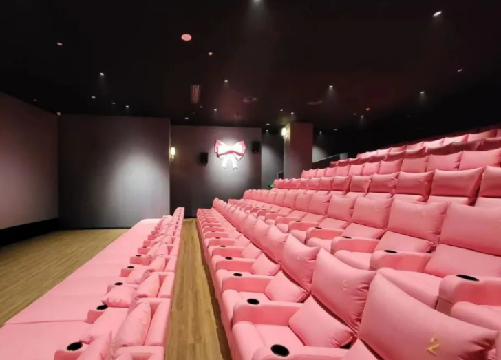 【案例】中影100都市影城八里莊店成功安裝圣奧特產(chǎn)品